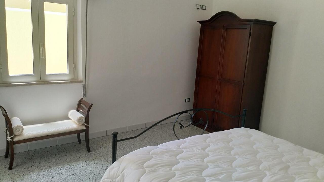 Casoli  Lake Retreat - Maiella Apartment - Beautiful Lake And Mountain Views מראה חיצוני תמונה
