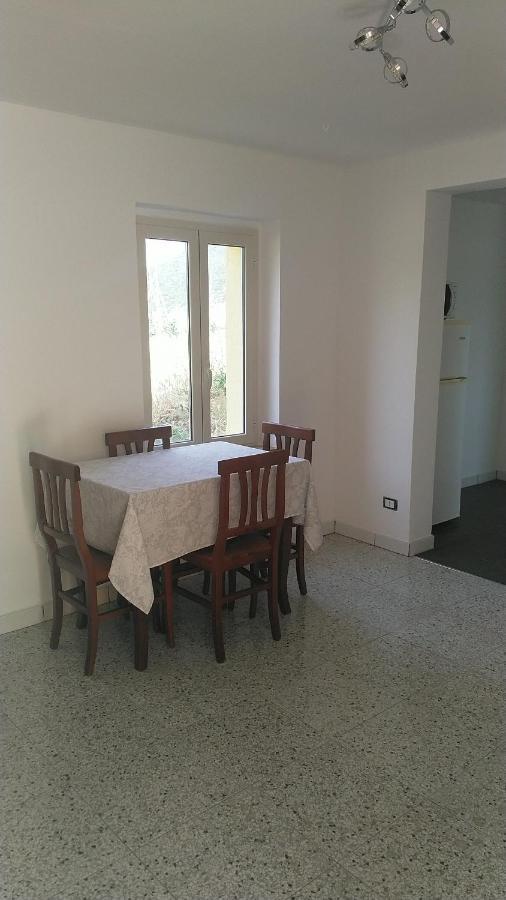 Casoli  Lake Retreat - Maiella Apartment - Beautiful Lake And Mountain Views מראה חיצוני תמונה